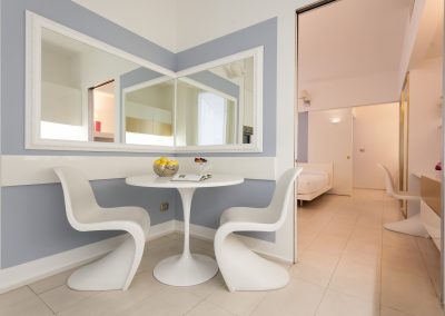 Residence La Casa di Alice appartamenti in affitto Milano bilocale smart gelsomino cucina 2